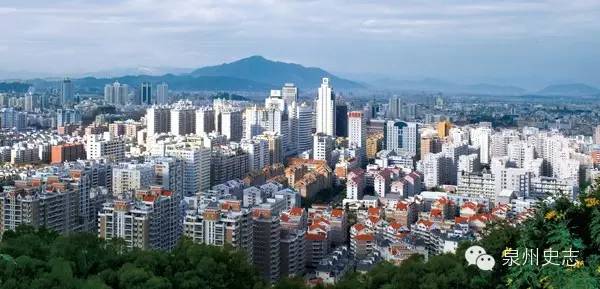 福建日报聚焦福建发展动态