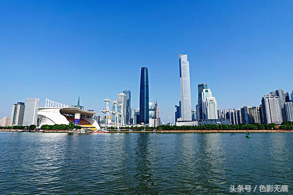 广东小巷美食秘境，一家特色小店的独特风味