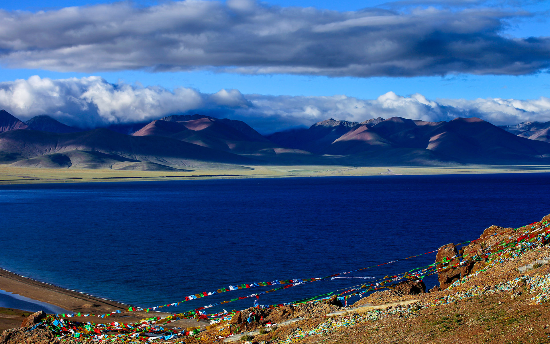 西藏探秘，神秘高原的壮美之旅